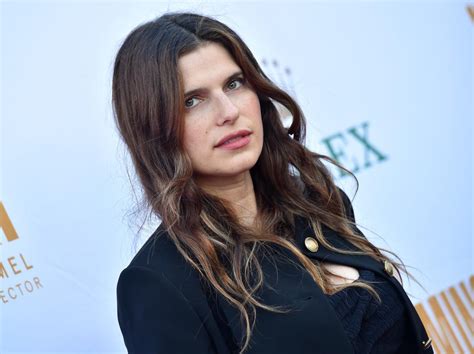 lake bell naked|Pam & Tommy: Lake Bells Nude Photo Leak Influenced Her。